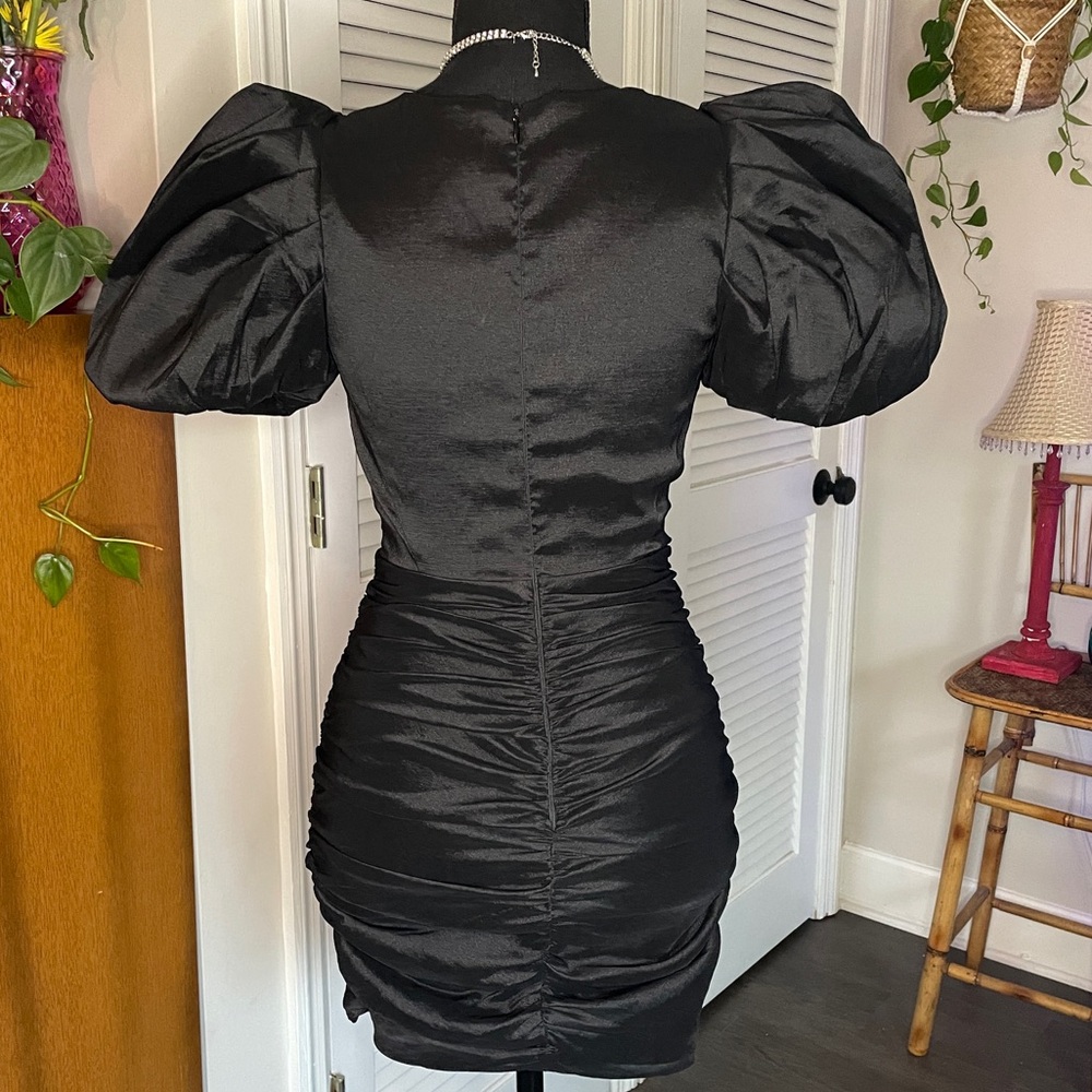 Oh Polly Black Puff Sleeve Plunge Mini Dress - Picture 5 of 7